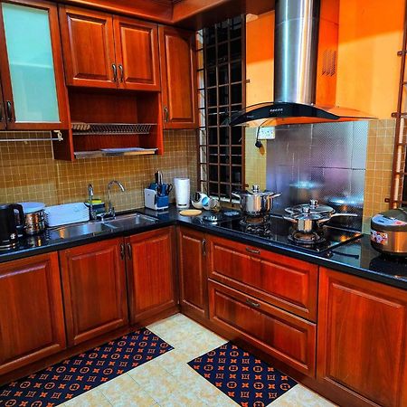 Staylena Klebang Melaka Homestay - Musliem Unit Экстерьер фото